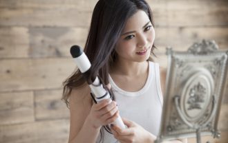 ヘアーアイロンは痛む？