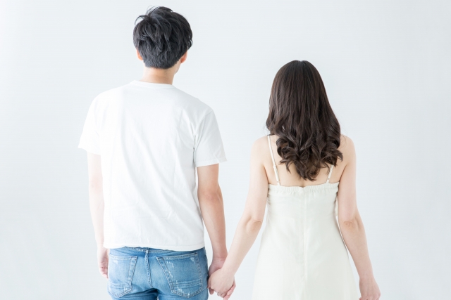 男性の薄毛と女性の薄毛の原因の違い